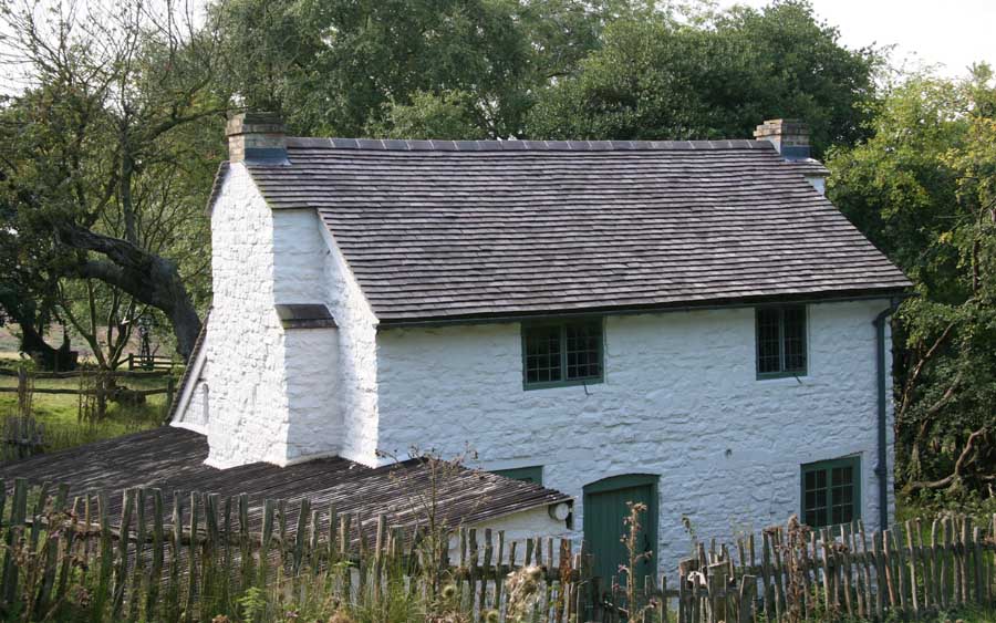 Cottage renovated with Dreadnought Staffs Blue Classic tiles in the Stiperstones Nature Reserve