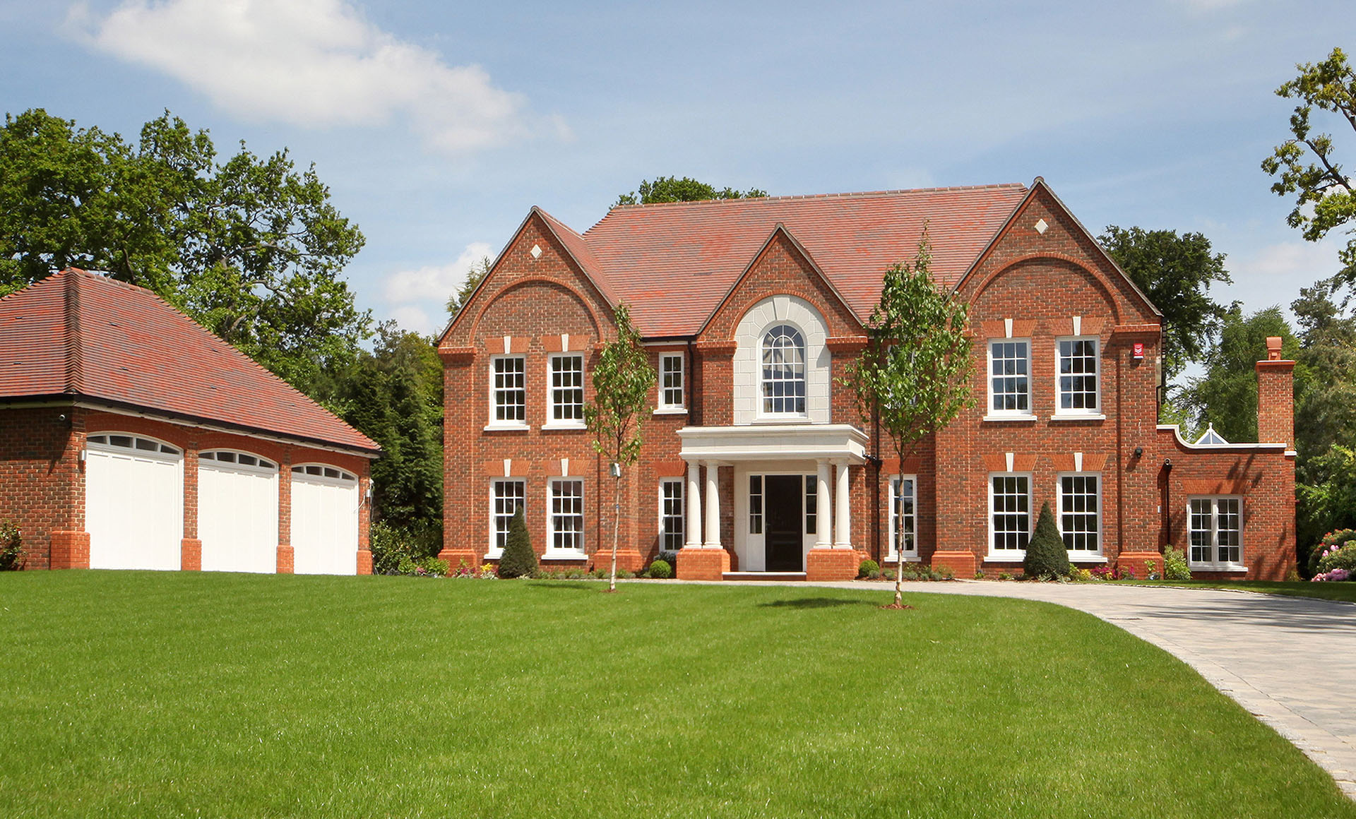 A luxury newbuild house with Brown Antique roof tiles