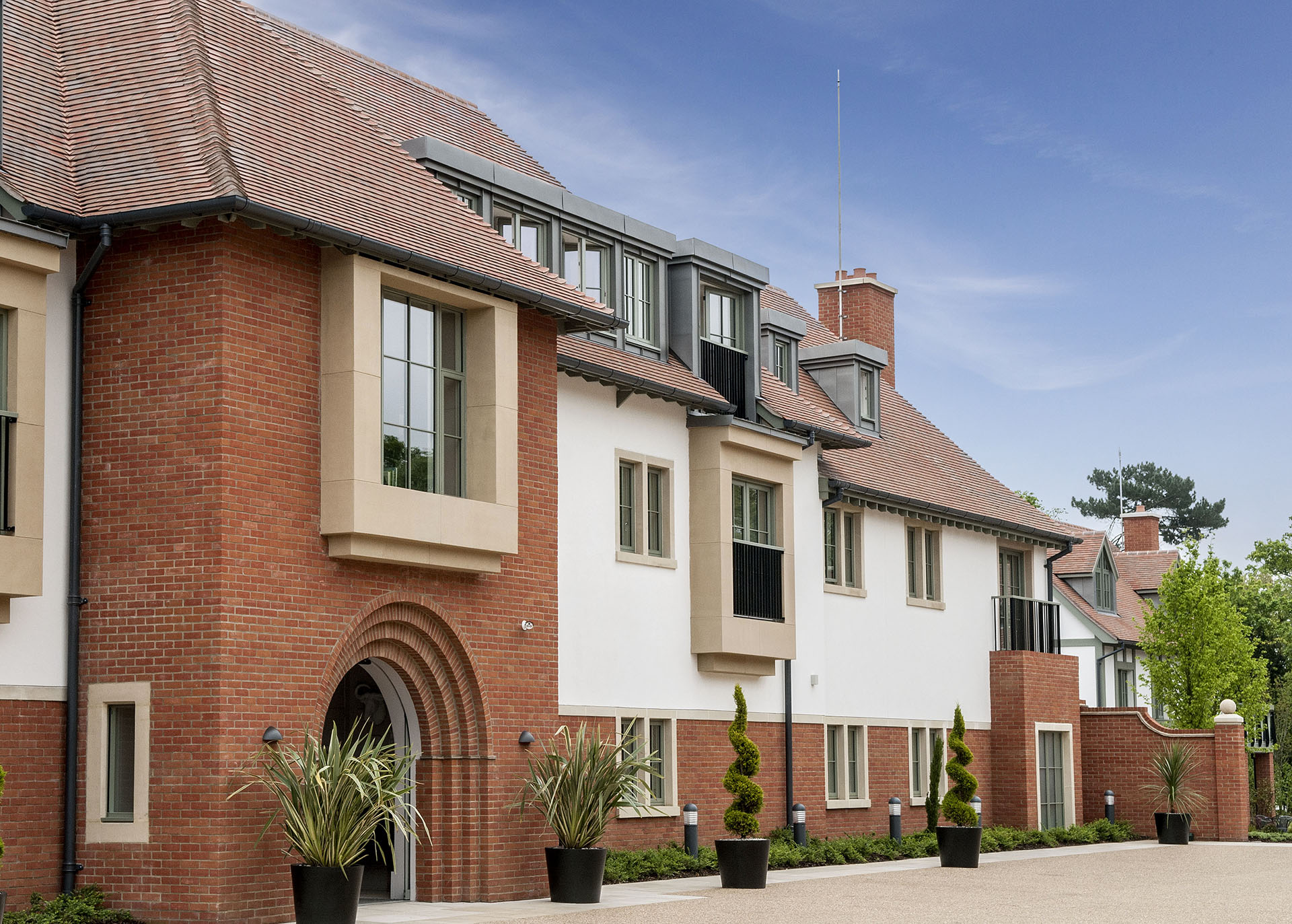 Chalfont House at Audleys new Chalfont St Peter retirement home with Country Brown tiles