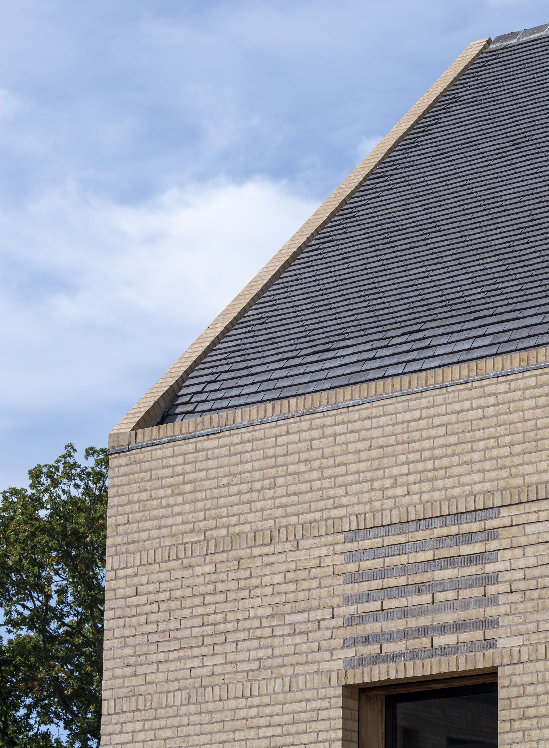 Croft Gardens roof detail at Kings College Cambridge with Staffs blue handmade clay tiles