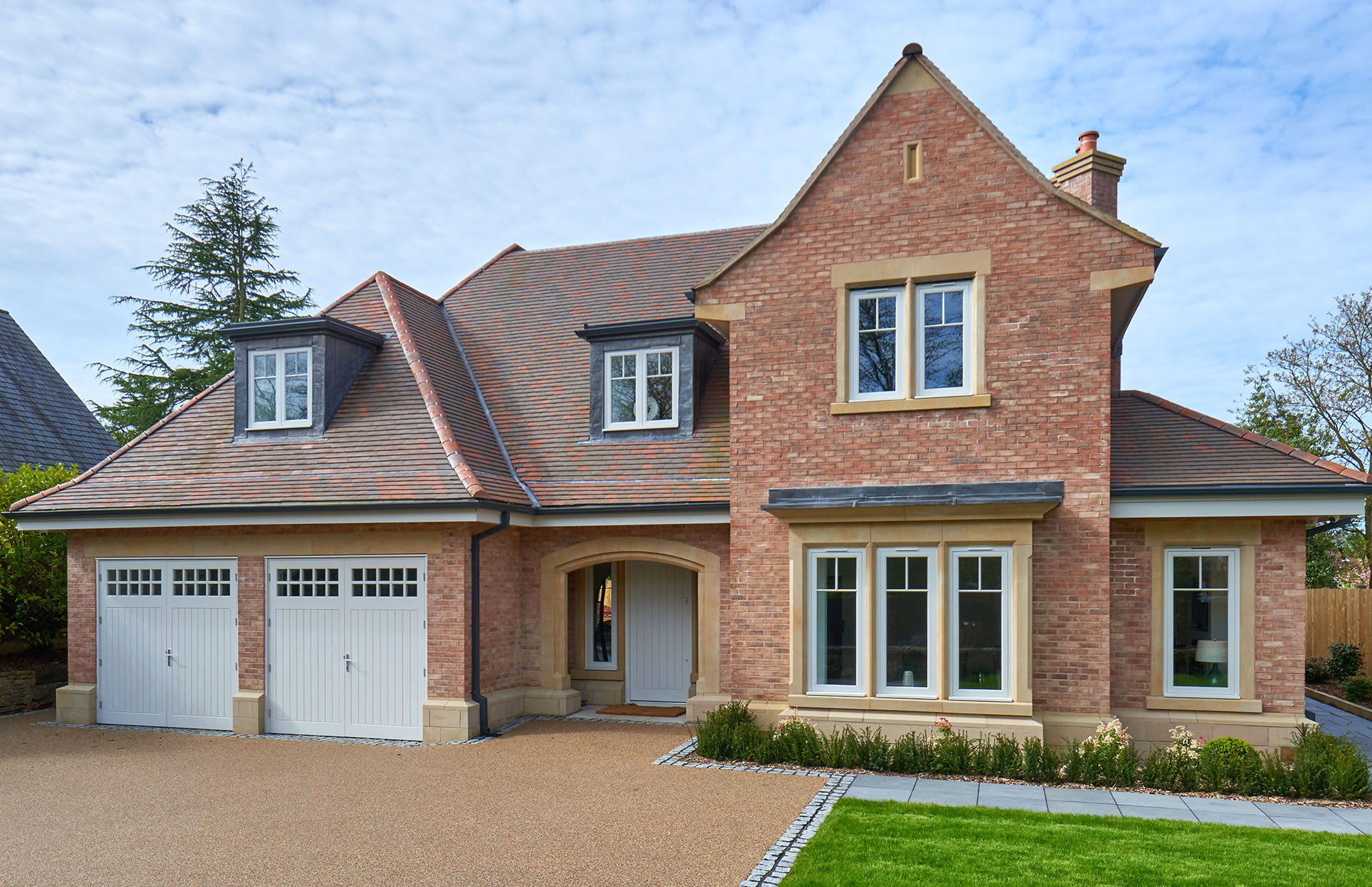 New build house by Jackson Maunders with Collingwood blend tiles