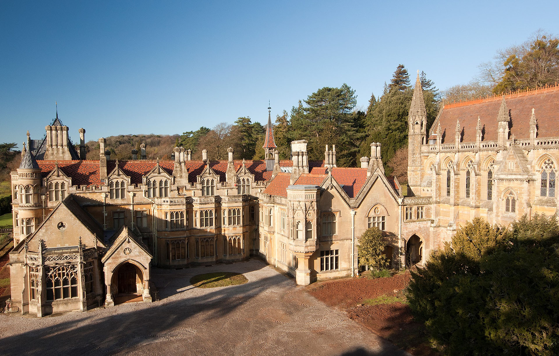 Red and Staffs blue tiles atTyntesfield
