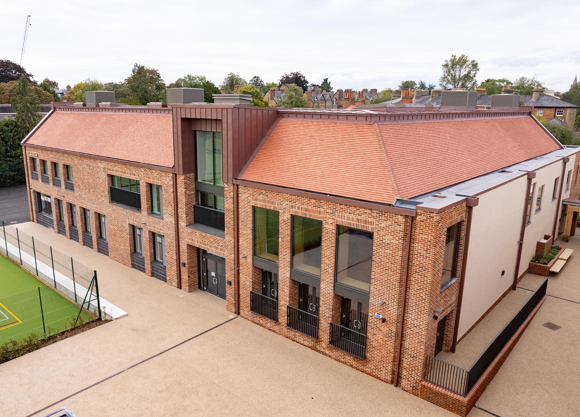red rustic tiles at Skippers Music School at The Dragon in Oxford