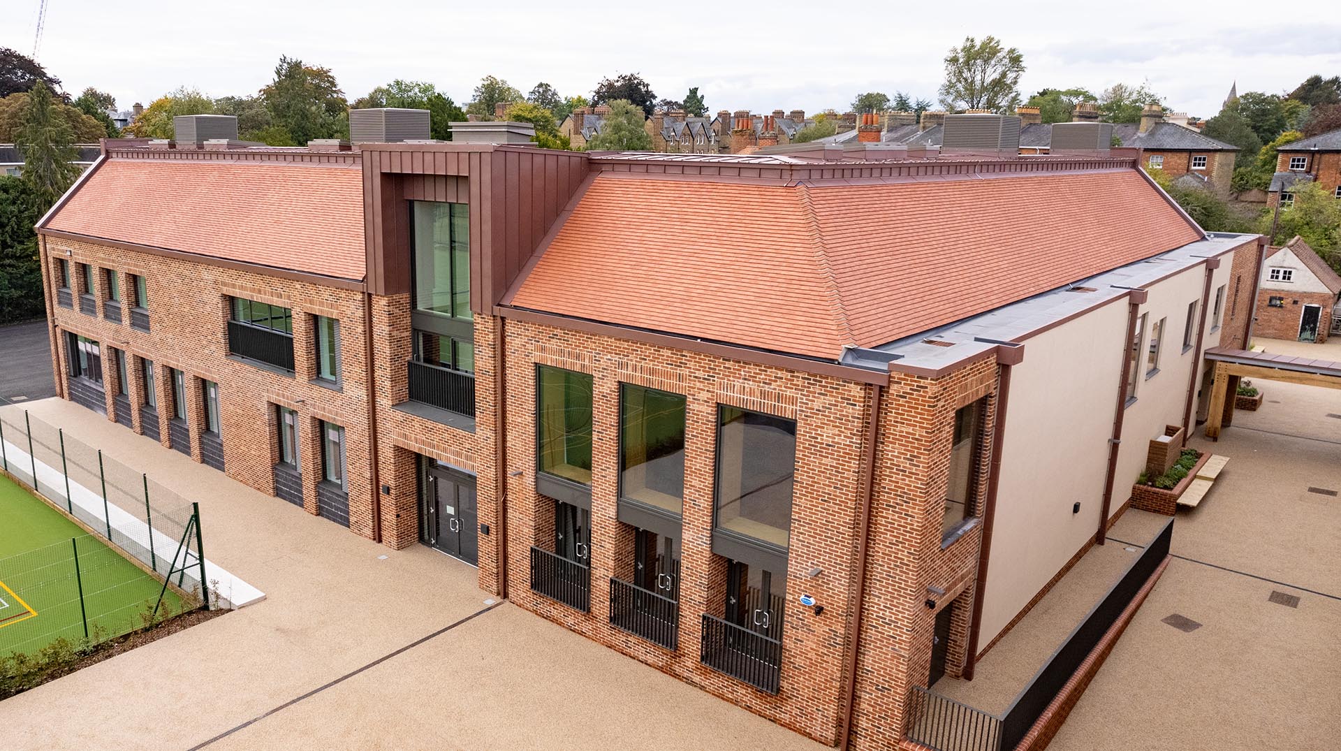 red rustic tiles at Skippers Music School at The Dragon in Oxford